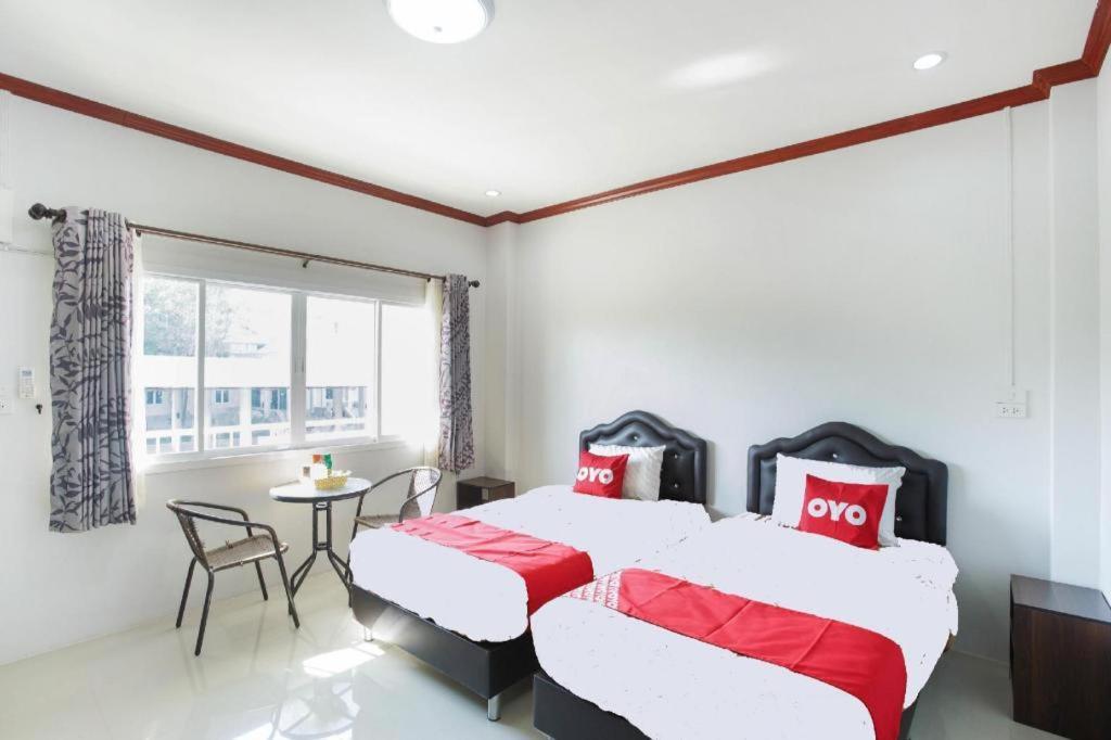 Oyo 75394 Sakthong Grand Hotel Chiang Khong Exterior foto