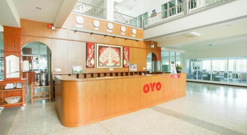 Oyo 75394 Sakthong Grand Hotel Chiang Khong Exterior foto