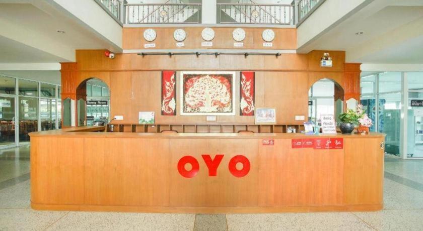 Oyo 75394 Sakthong Grand Hotel Chiang Khong Exterior foto