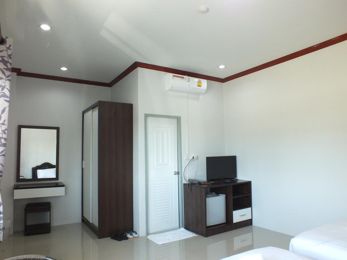 Oyo 75394 Sakthong Grand Hotel Chiang Khong Exterior foto